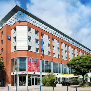 Hotel Ibis Budget Ost